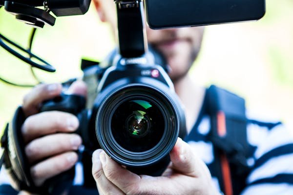 Transformez votre message avec un film publicitaire impactant